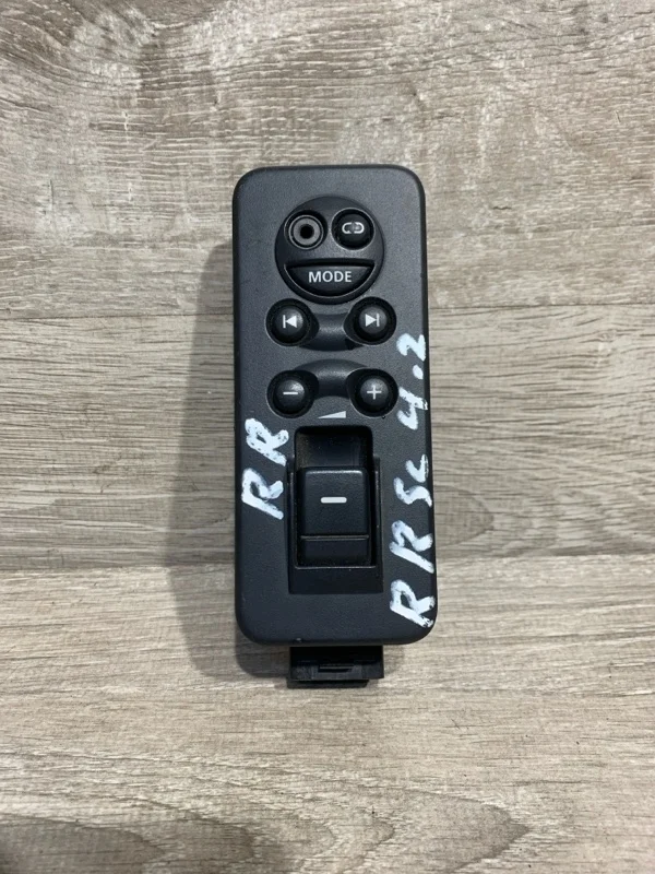 Кнопка стеклоподъемника Land Rover Range Rover Sport 2005-2013 YUD501080PVJ L320, задняя правая