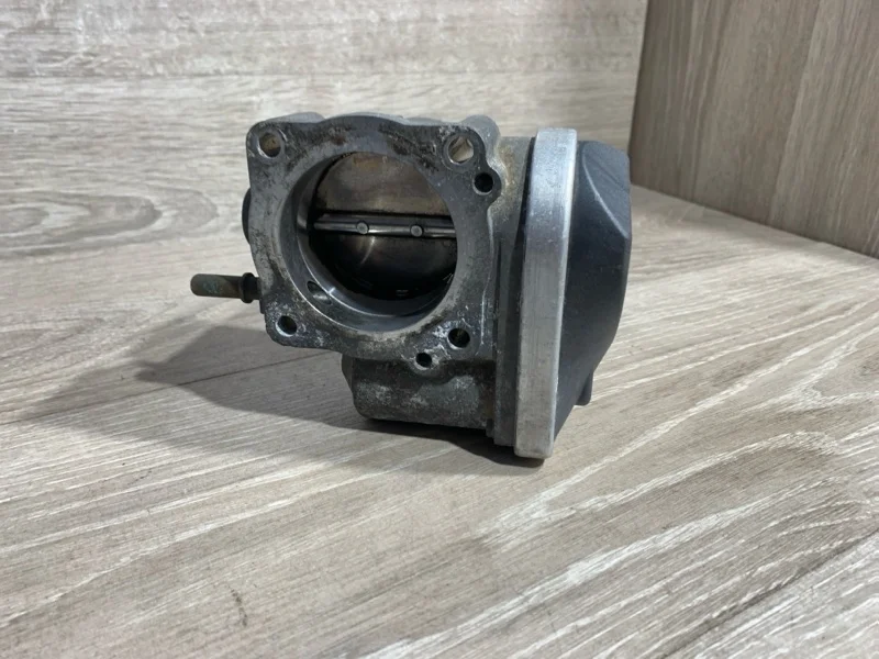 Дроссельная заслонка Renault Fluence 2008-2017 8200190230 1 К4М