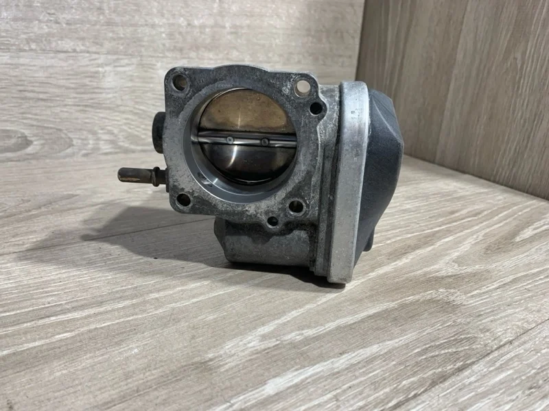 Дроссельная заслонка Renault Fluence 2008-2017 8200190230 1 К4М