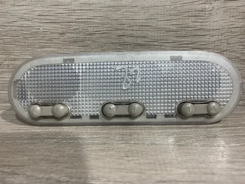 Плафон подсветки салона Renault Megane 2002-2009 8200073234 2