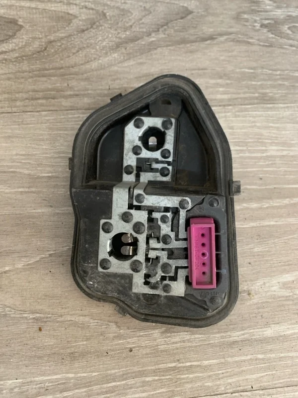 Плата заднего фонаря Renault Megane 2008-2013 265550007R 3, левая