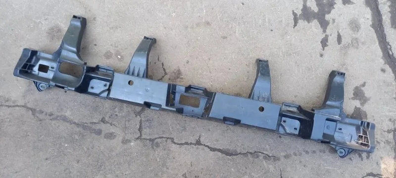 Усилитель бампера Renault Duster 850903860R, задний