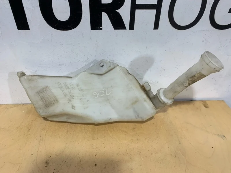Бачок стеклоомывателя Peugeot 206 2002-2008 9628747480