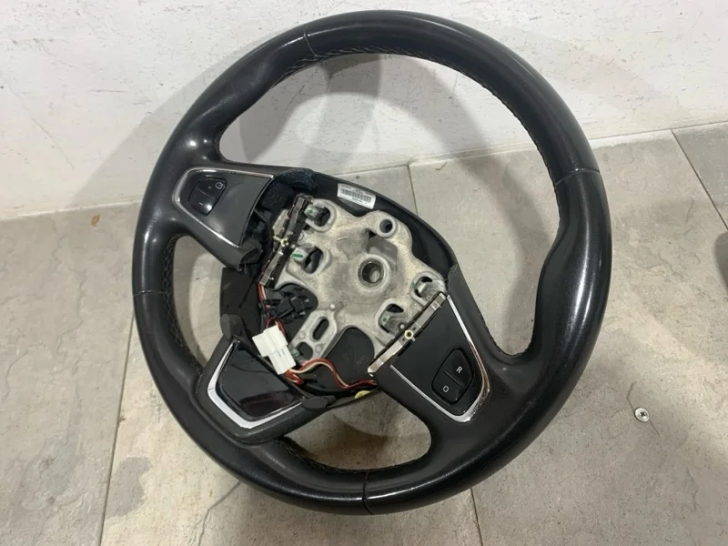 Руль Renault Kaptur 2019 484006218R H4M