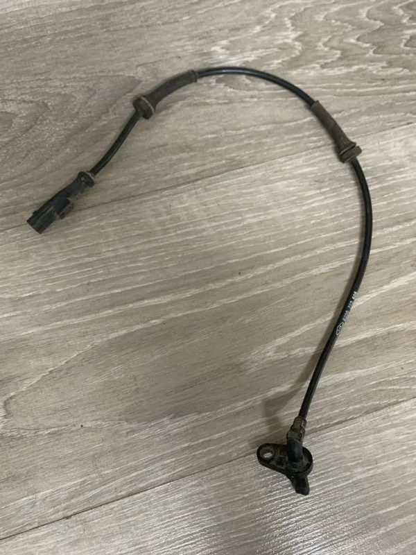 Датчик ABS Renault Sandero 2009-2014 8200752605 1, задний левый