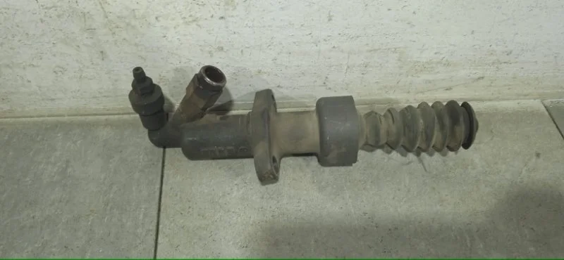 Рабочий цилиндр сцепления Peugeot Partner 218299 B9 TU5 NFR