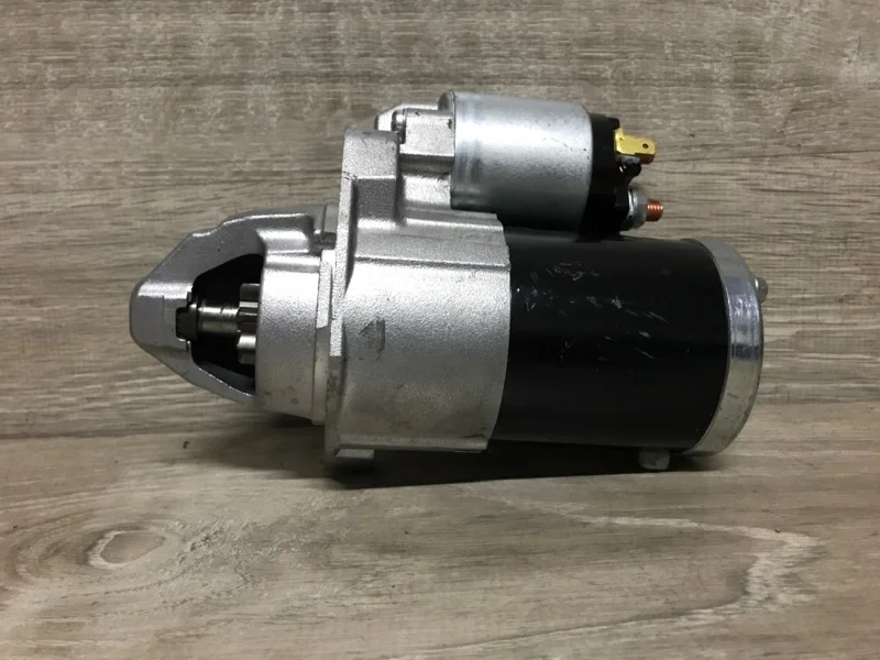 Стартер Mitsubishi Outlander 1810A205