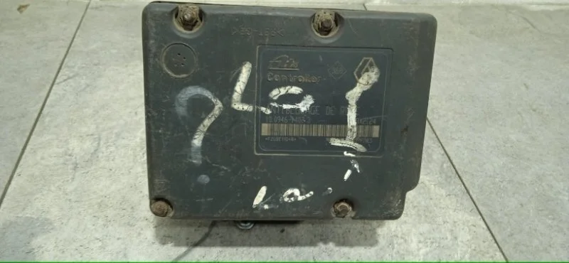 Блок ABS Renault Laguna 1993-2001 7700424520 1