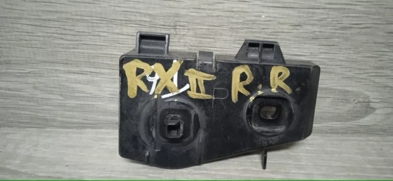 Кронштейн бампера Lexus Rx 2003-2008 5215548010, задний правый