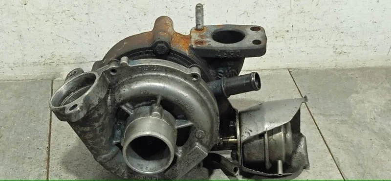Турбина Peugeot 307 2001-2008 9657571880