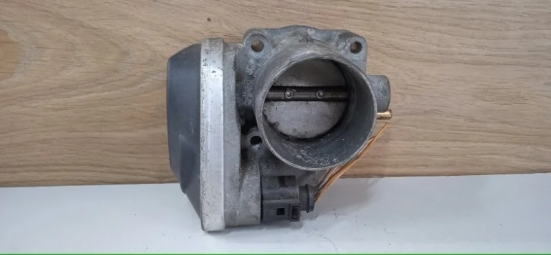 Дроссельная заслонка Renault Megane 2002-2009 8200190230 2 K4M