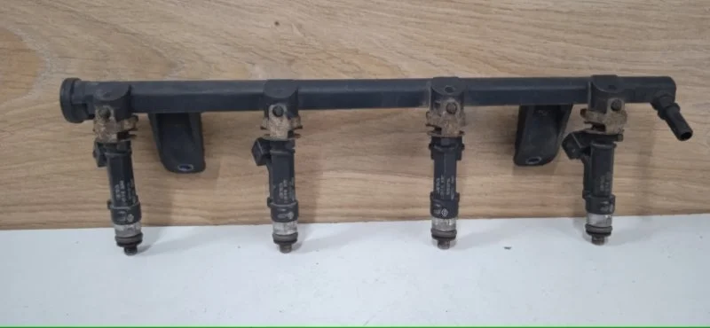 Топливная рампа Renault Logan 2009-2016 8200494284 1 K7M