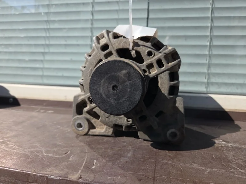 Генератор Renault Logan 2015 231004527R СЕДАН K7M 812