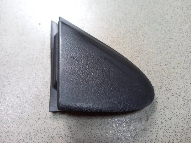 Молдинг на крыло Renault Megane 2012 638740003R УНИВЕРСАЛ K9K 837, передний правый