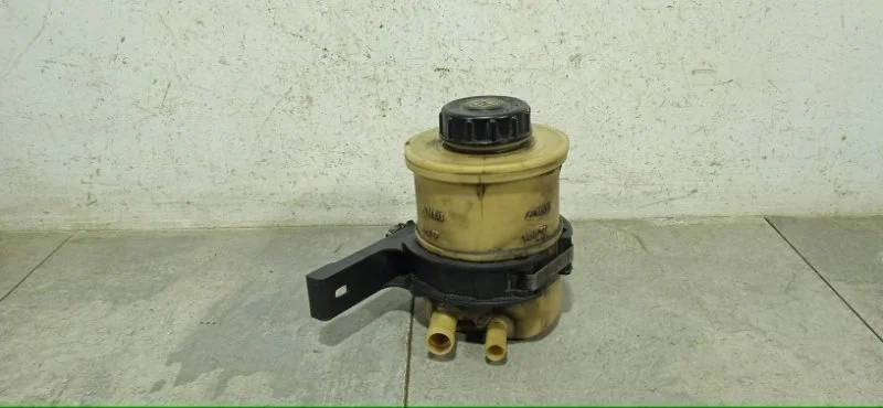 Бачок гидроусилителя руля Renault Duster 2013 7700795347 F4R B403