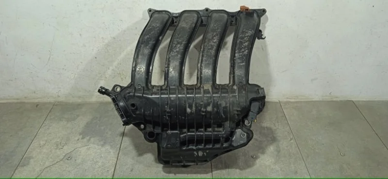 Коллектор впускной Renault Duster 2010-2021 140035004R 1