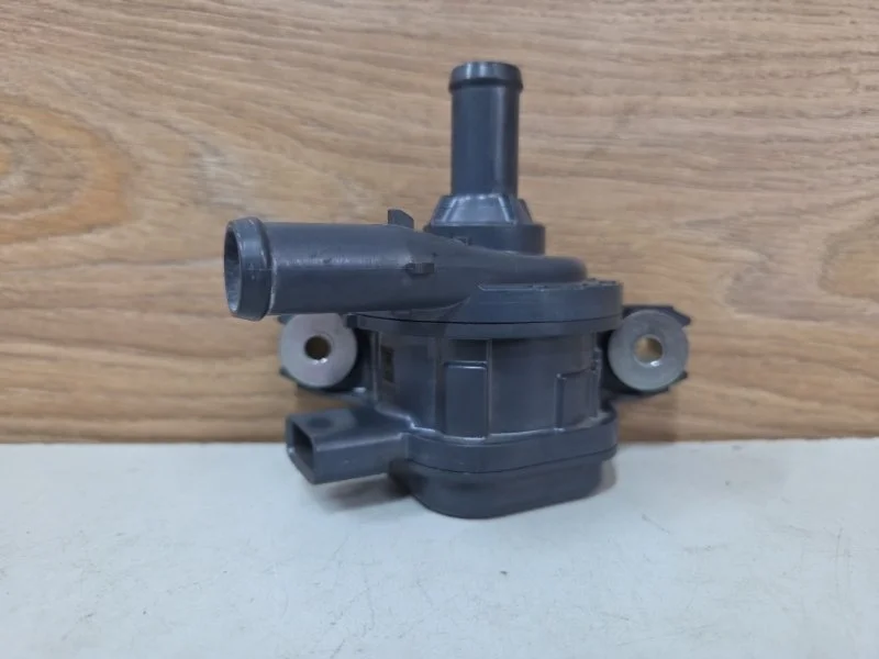 Насос водяной Lexus Nx 2014-2017 161B036010 Z10