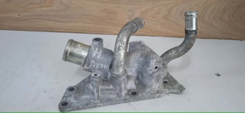 Корпус термостата Nissan Note 2005-2013 11060BC20B E11