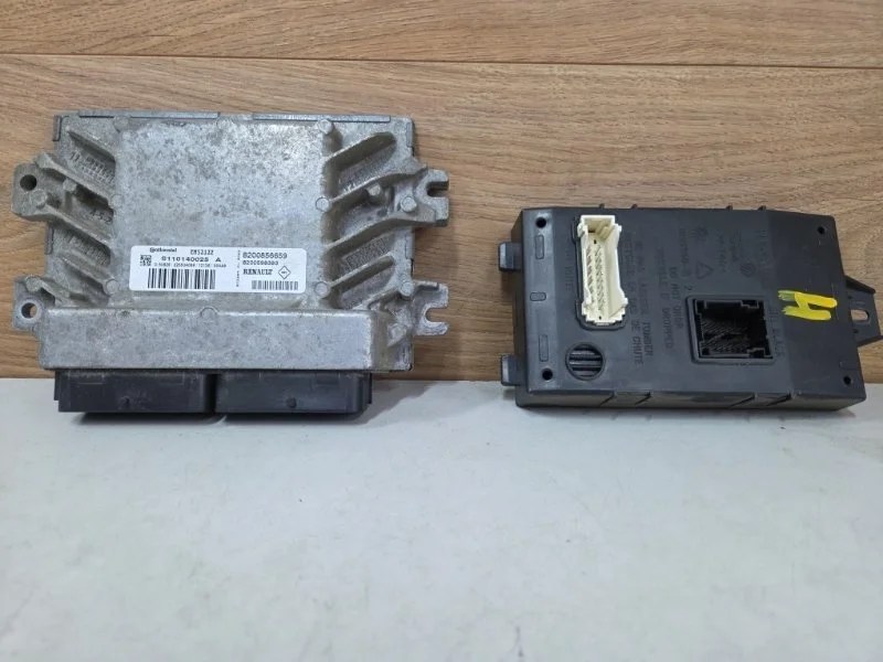 Комплект ЭБУ ДВС Renault Logan 2012 8200856659 СЕДАН K7M F 710