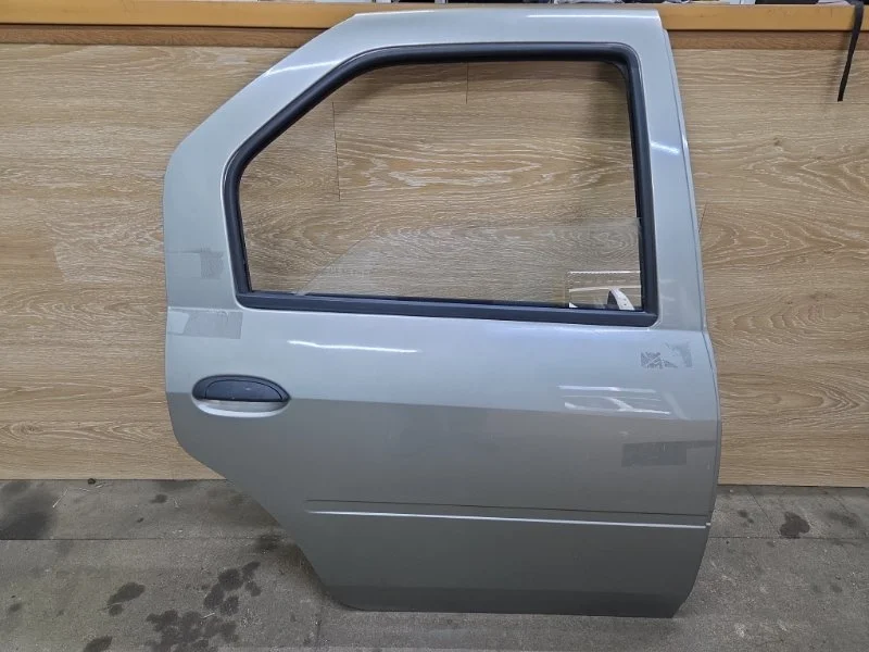 Дверь боковая Renault Logan 2010 821009214R, задняя правая