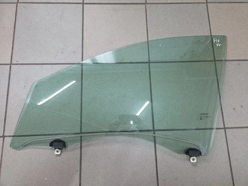 Стекло двери Renault Fluence 2015 803010014R, переднее левое