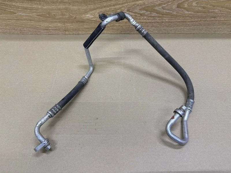 Трубка кондиционера Renault Fluence 2015 924900016R