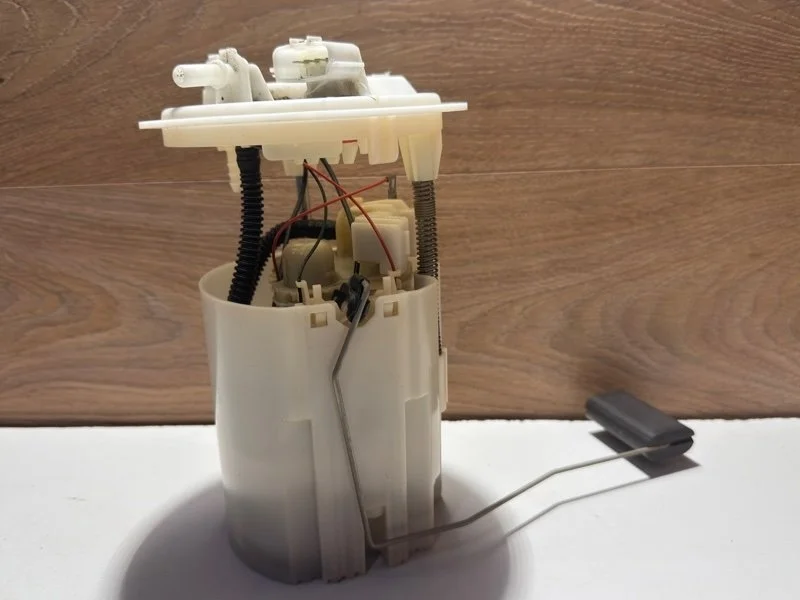 Бензонасос Renault Fluence 2015 172027911R