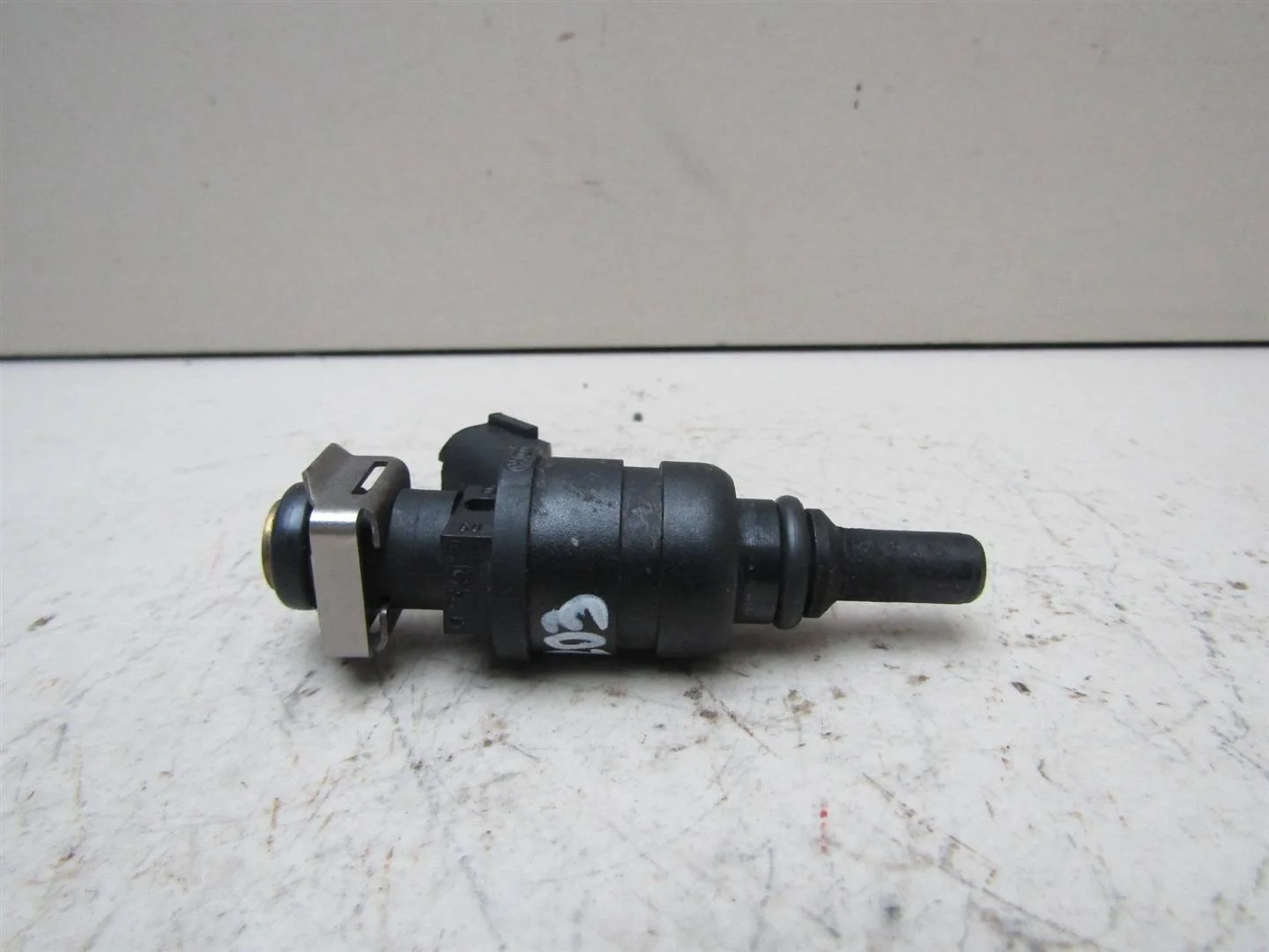 Форсунка инжекторная электрическая Audi A3 (8L1) 1996-2003  [06A906031AF]  1.8 APG AGN в Вологде