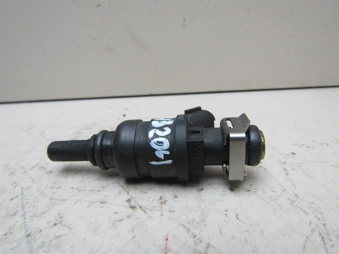 Форсунка инжекторная электрическая Audi A3 (8L1) 1996-2003  [06A906031AF]  1.8 APG AGN в Вологде