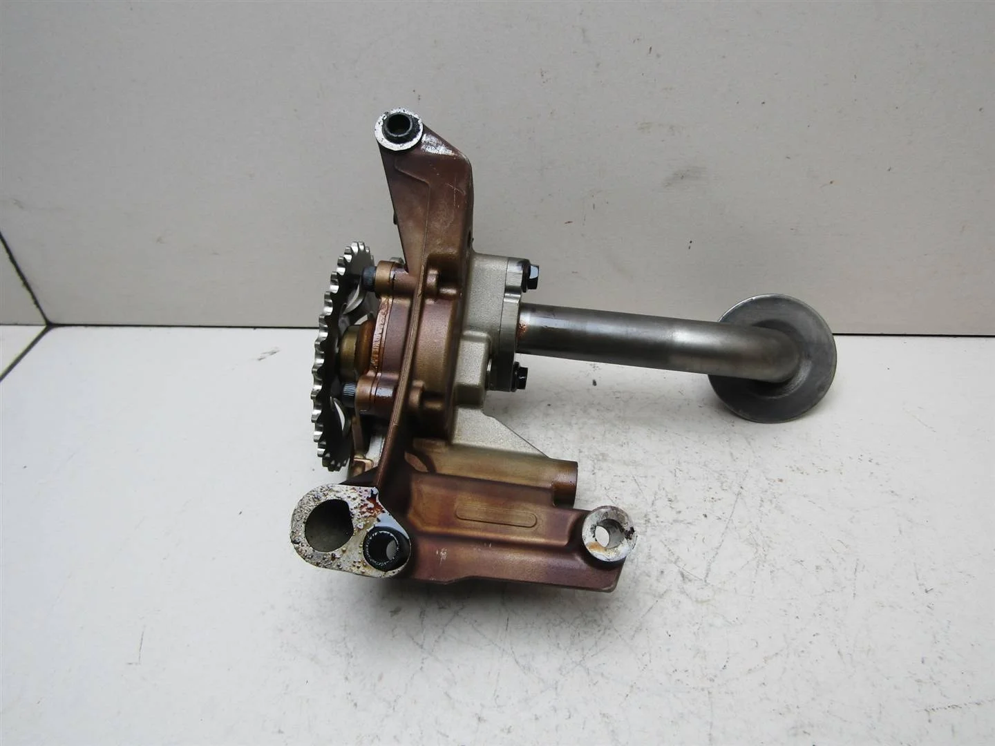 Насос масляный VW Golf IV \Bora 1997-2005  [06A115105]  1.6 1.8 2.0  1.9D в Вологде