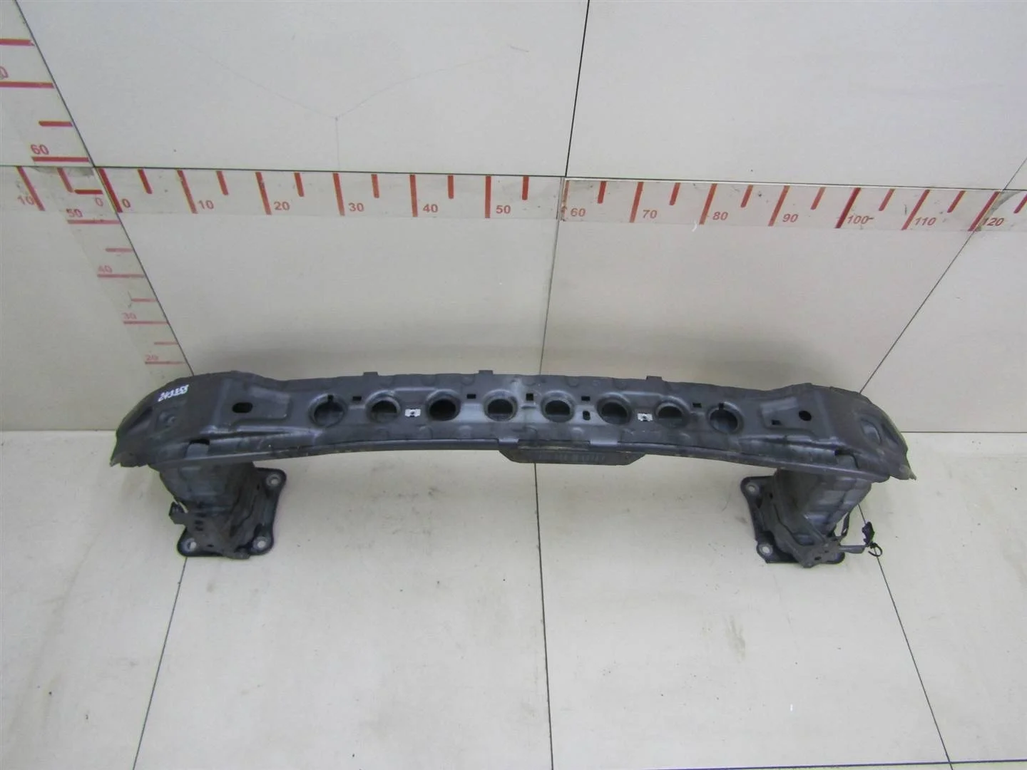 Усилитель переднего бампера Ford Kuga 2012-2019  [1918601]  2.0 TXMA в Вологде