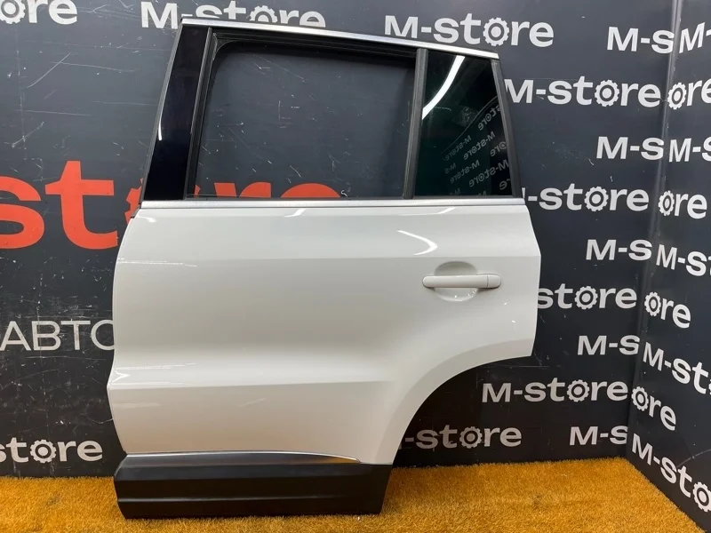 Дверь Volkswagen Tiguan 2013 5N0833055A 5N CTHA, задняя левая