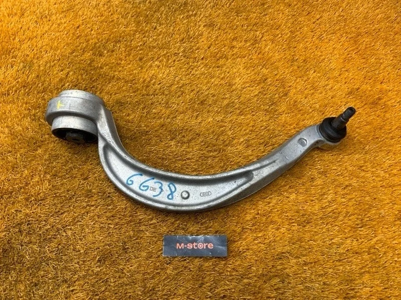 Рычаг подвески нижний Audi Q5 2014 8K0407696H 8R CNC, передний правый