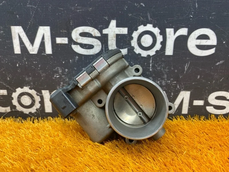 Дроссельная заслонка Audi Q7 2015 06K133062J 4M CYR