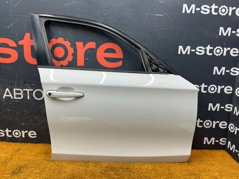 Дверь Bmw 1-Series 2009 41515A2A382 E87 N45B16A, передняя правая