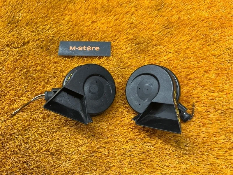 Сигнал звуковой Audi A4 2005 8E0951223A B7/8E BGB