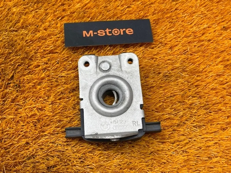 Замок капота Bmw 3-Series 2003 51238203862 E46 M54B22 (226S1)