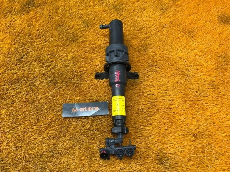 Форсунка омывателя фары Mercedes-Benz S-Class 2003 A2208601347 W220 113.960, правая