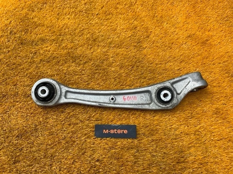 Рычаг подвески нижний Audi Q5 2014 8K0407156C 8R CNC, передний правый