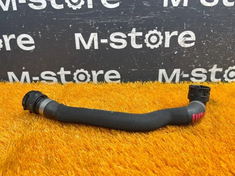 Патрубок расширительного бачка Mercedes-Benz C-Class 2014 A2055014784 W205 274.920