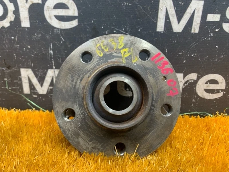 Ступица Audi Q5 2014 8K0407615B 8R CNC, передняя левая