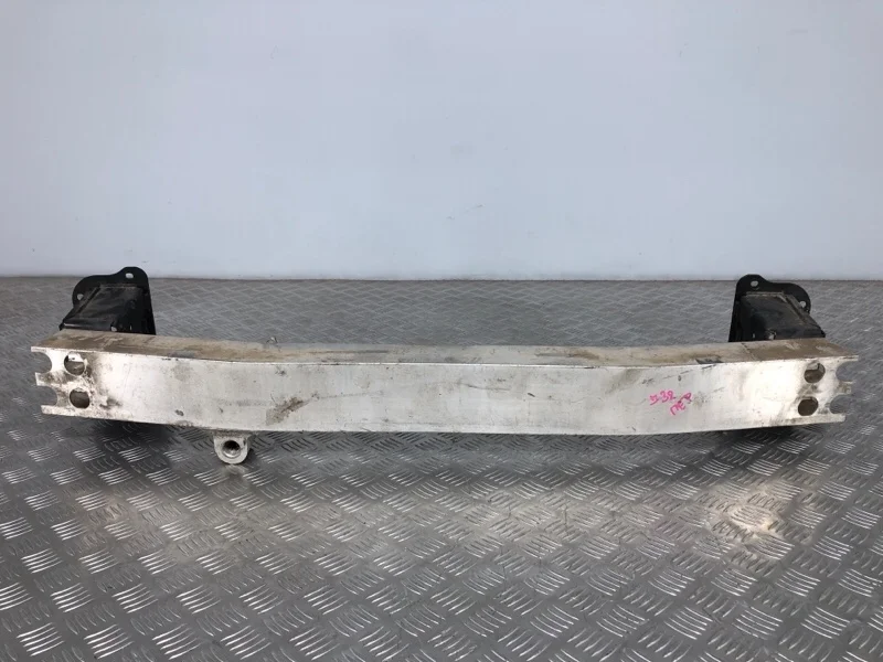 Усилитель бампера Nissan Teana J32