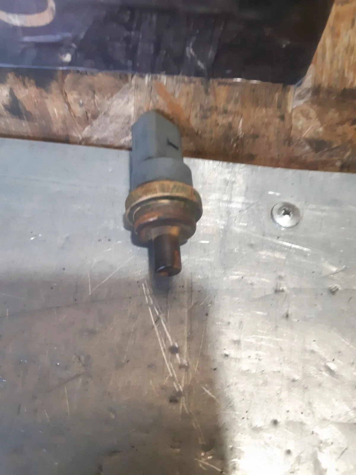 Датчик температуры жидкости Skoda Octavia II рестайлинг (2008—2013) 2010 1Z/F9R