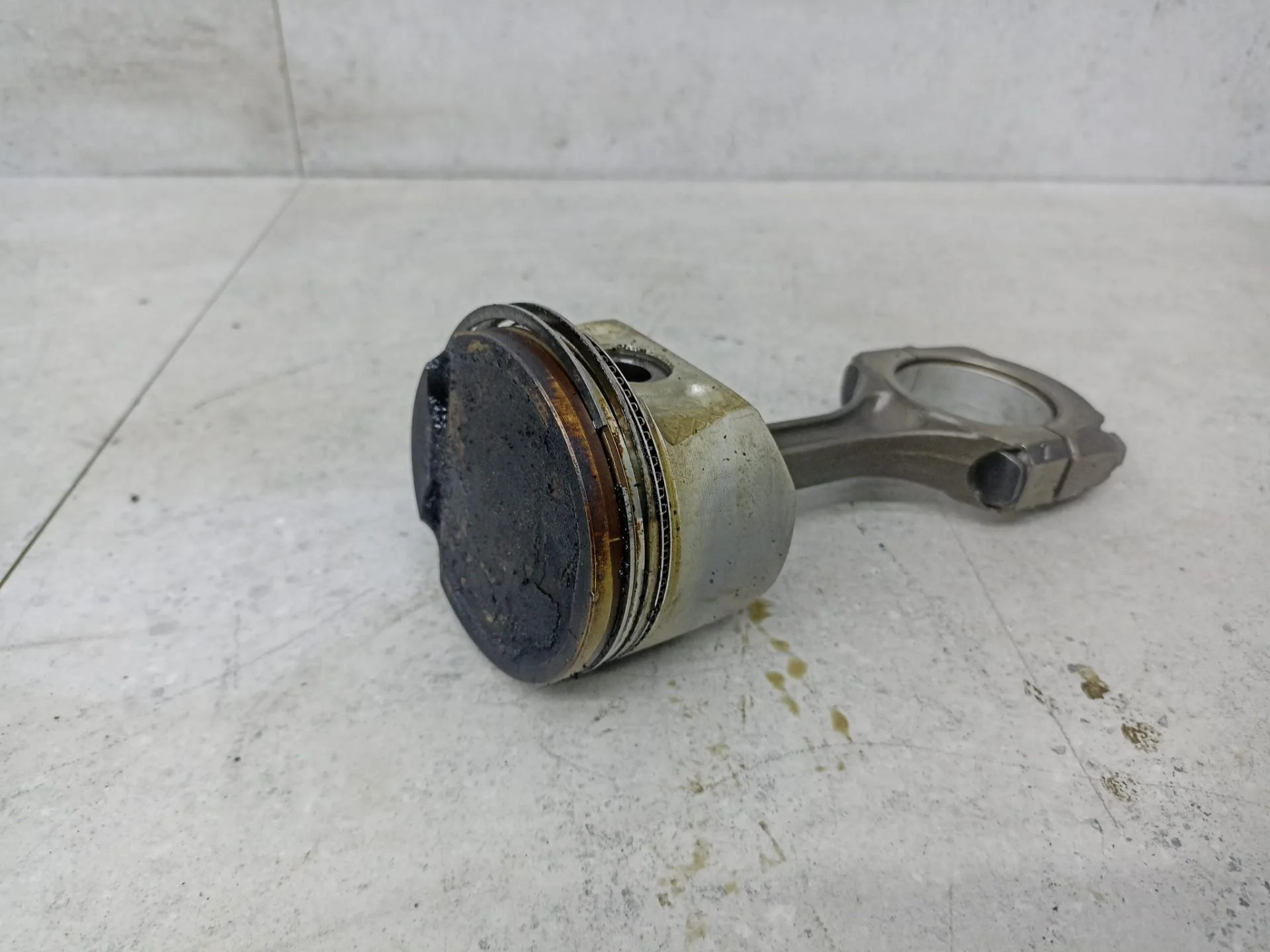 Шатун Renault Megane 2 рест. 2008 121009455R