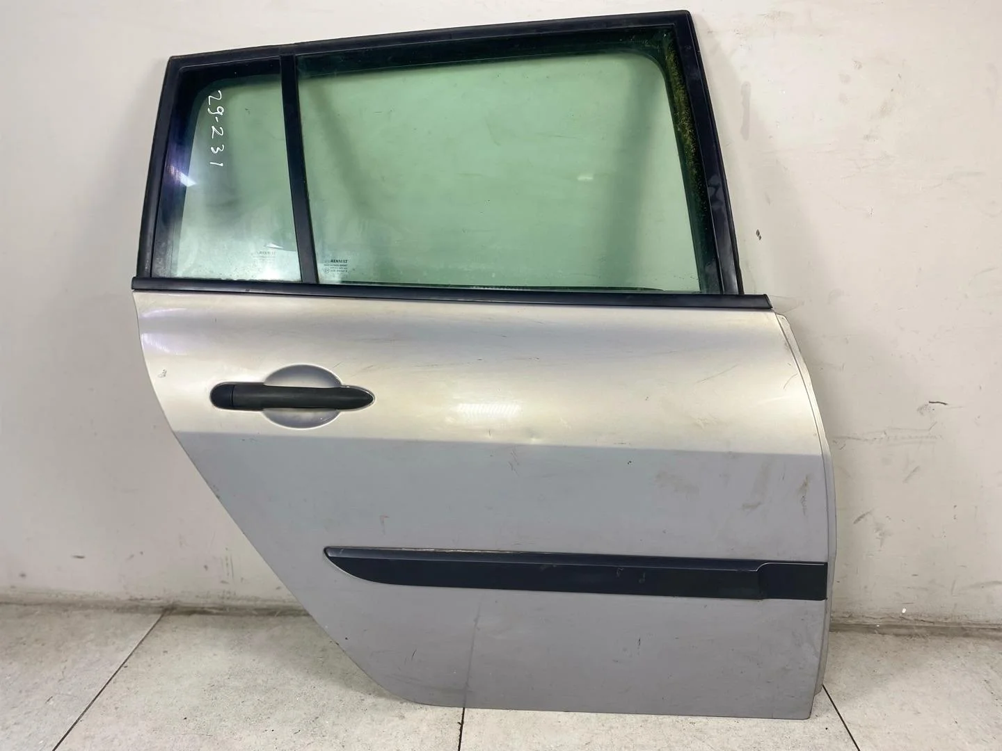 Дверь задняя правая Renault Megane 2 рест.