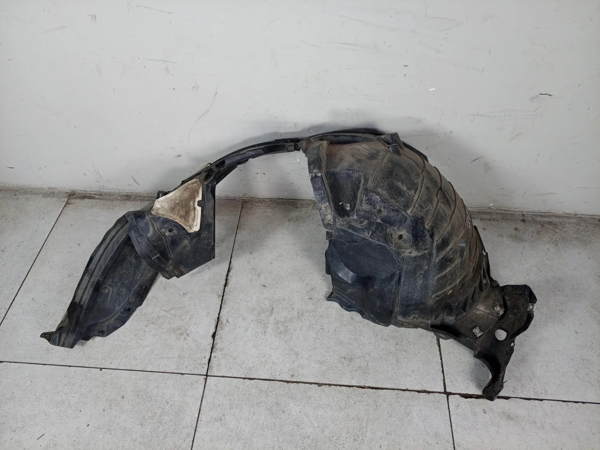 Подкрылок передний левый Nissan X-Trail T32