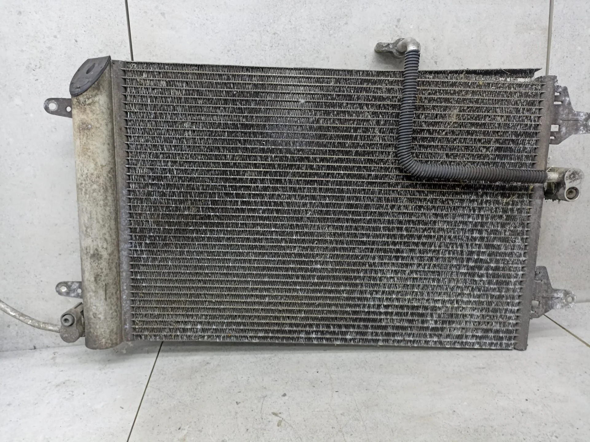 Радиатор кондиционера Volkswagen Sharan 2-й рест.