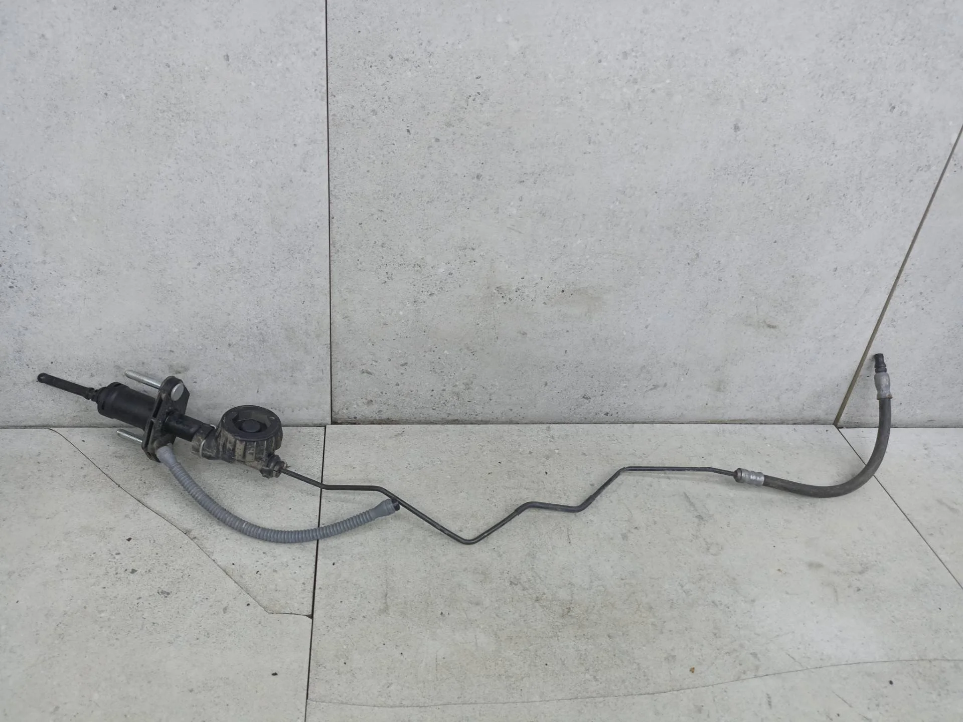 Цилиндр сцепления главный Chevrolet Cruze 2011