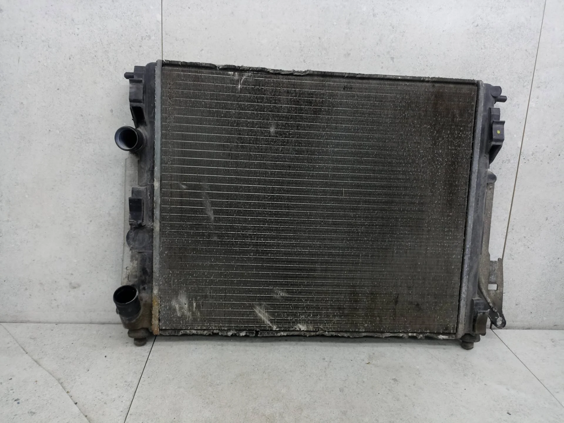 Радиатор основной Renault Logan 2009 8200343476