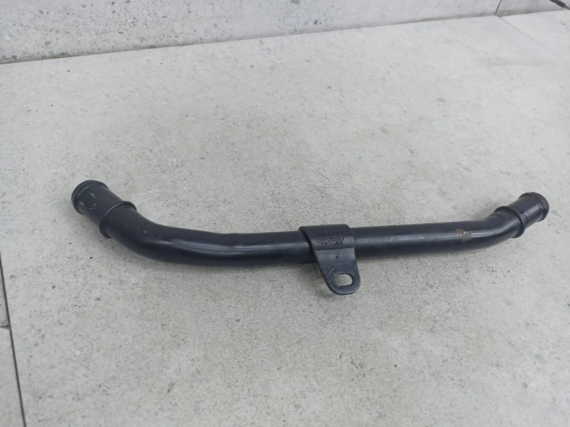 Трубка охлаждающей жидкости металлическая